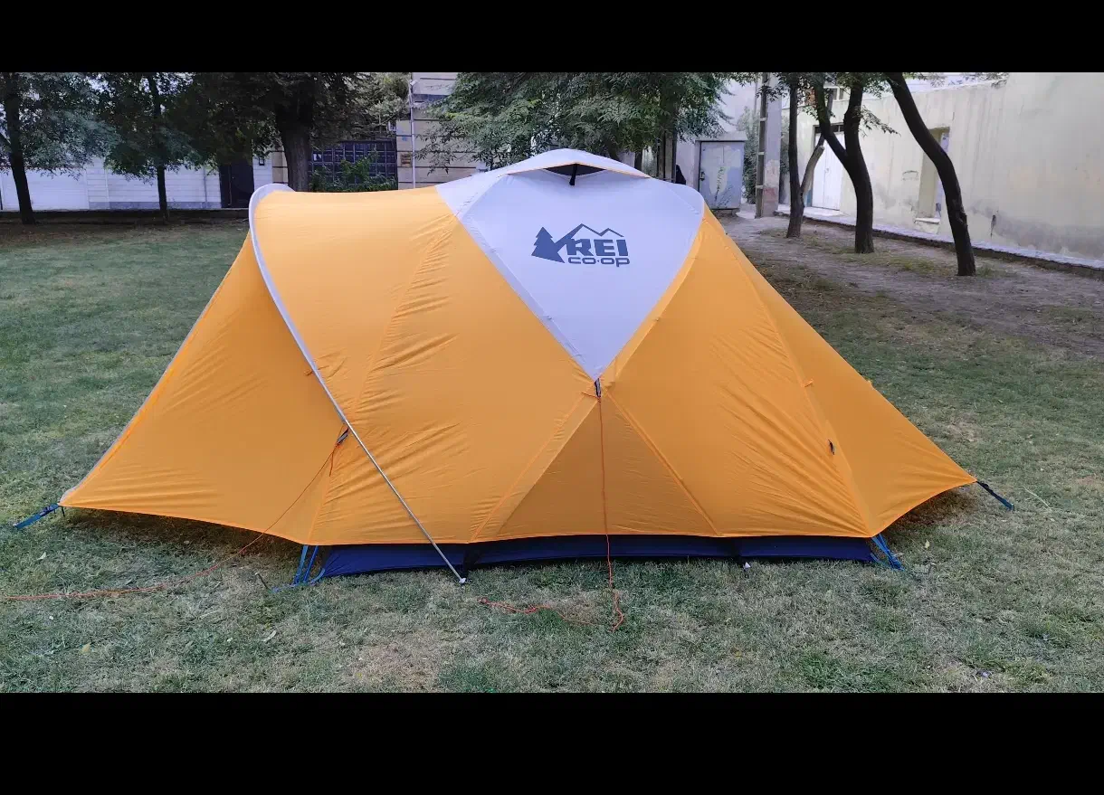 چادر آمریکایی Rei ( base camp 4 )|کوهنوردی و کمپینگ|تهران, اکباتان|دیوار
