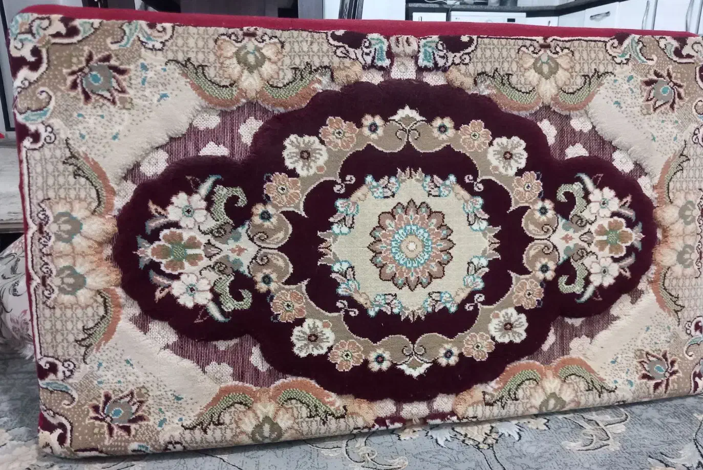 پشتی در حد نو|پشتی|کوهدشت, |دیوار