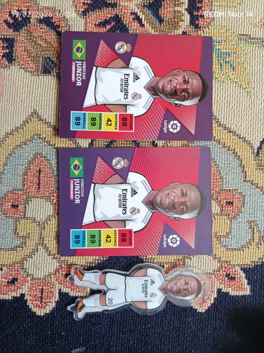 کیمدی وینیسیوس جونیور|اسباب‌‌بازی|شیراز, شهدای شهرک سعدی|دیوار