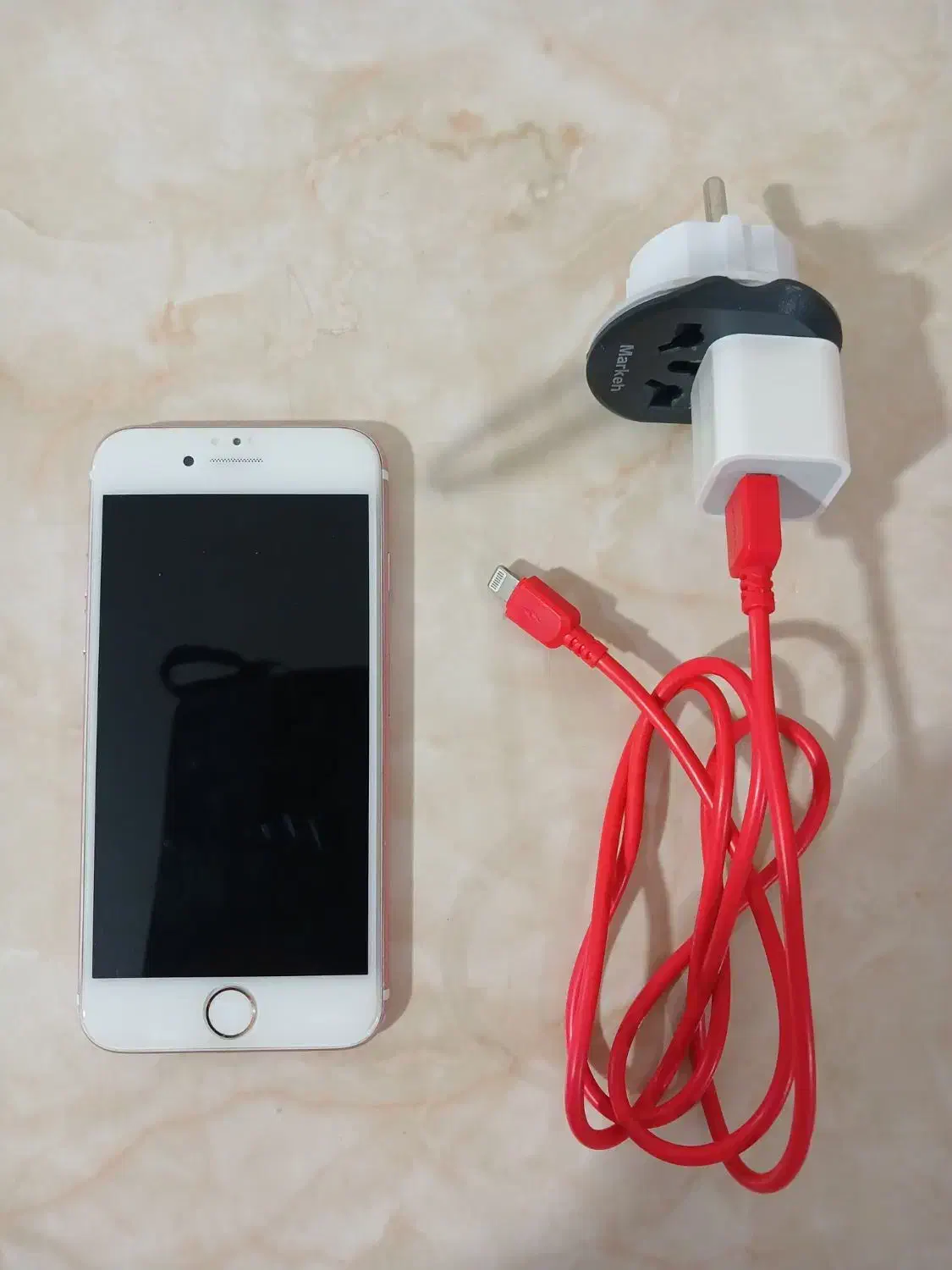 یک عدد گوشی اپل شارژر یک روز خریدم|موبایل|خرم‌آباد, |دیوار