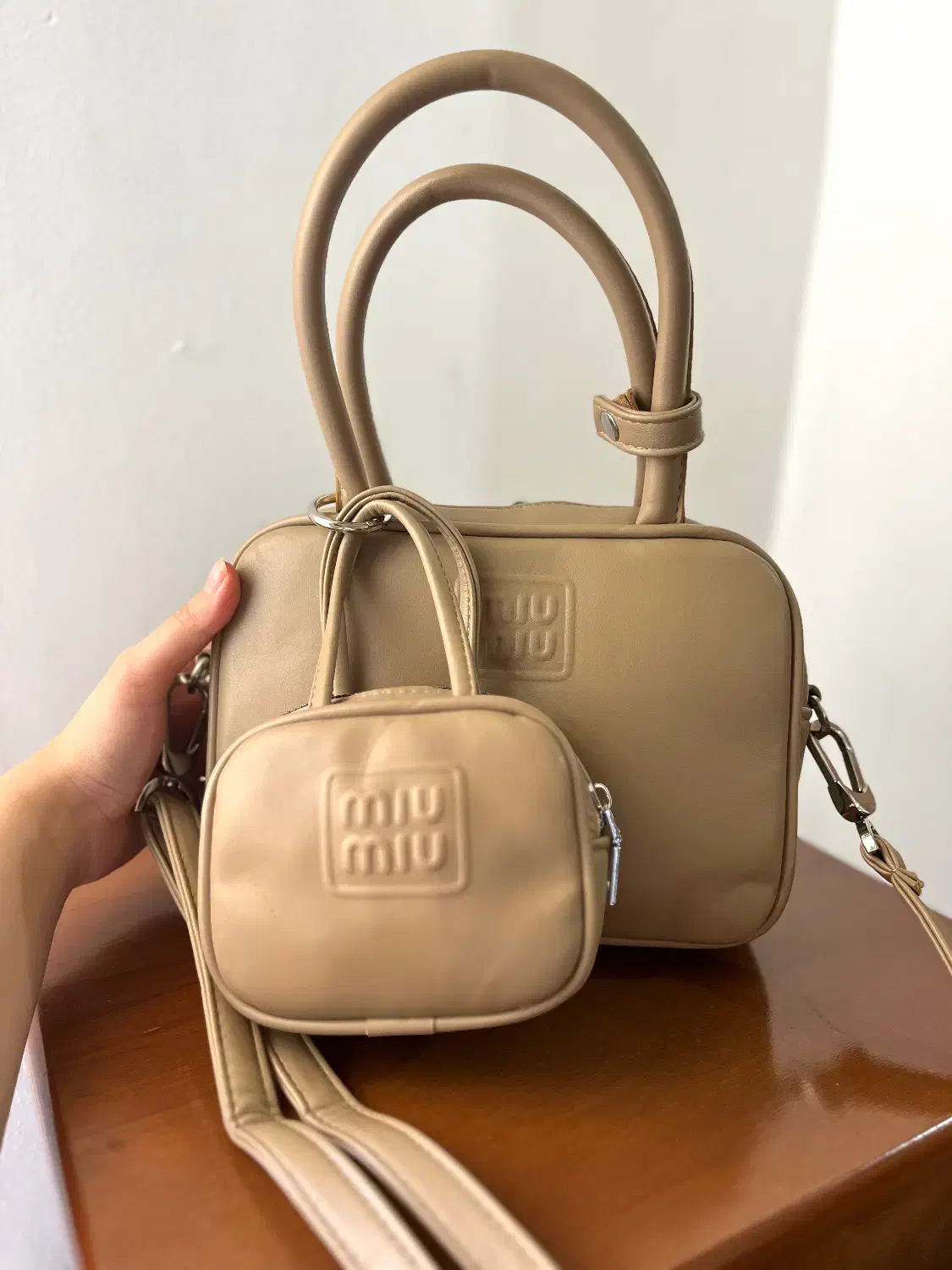 کیف نو|کیف، کفش، کمربند|بندر گناوه, |دیوار