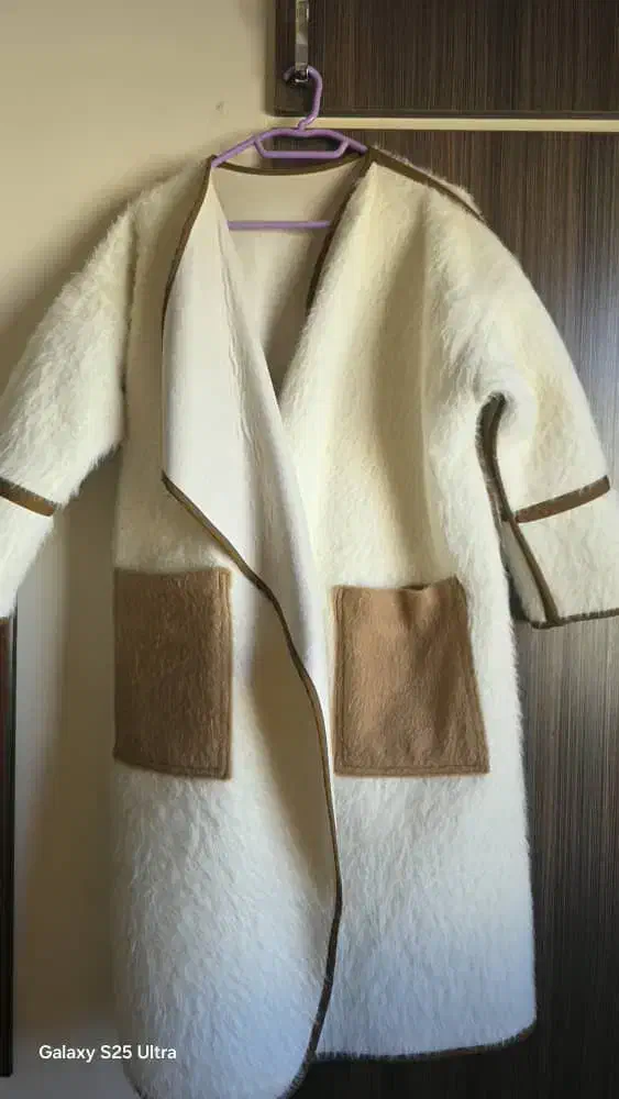 پالتو پوست دو رو|لباس|صدرا-فارس, فاز ۱|دیوار