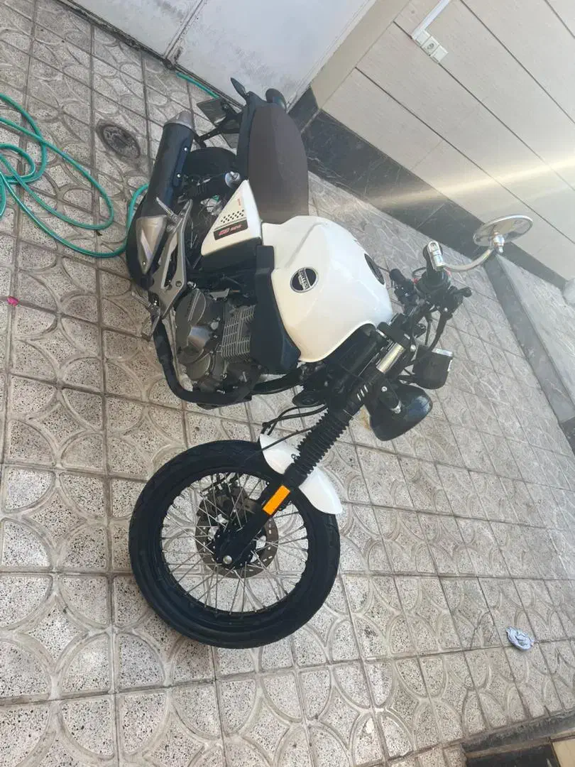 زوتس 230|موتورسیکلت|ماکو, |دیوار