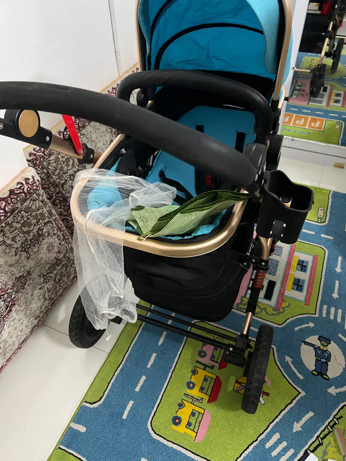 کالسکه خارجی در حد نو|کالسکه و لوازم جانبی|مشهد, مصلی (کارمندان اول)|دیوار