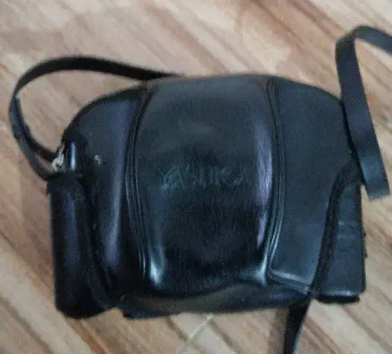 دوربین یاشیکا اصل ژاپنی|دوربین عکاسی و فیلم‌برداری|آستارا, |دیوار