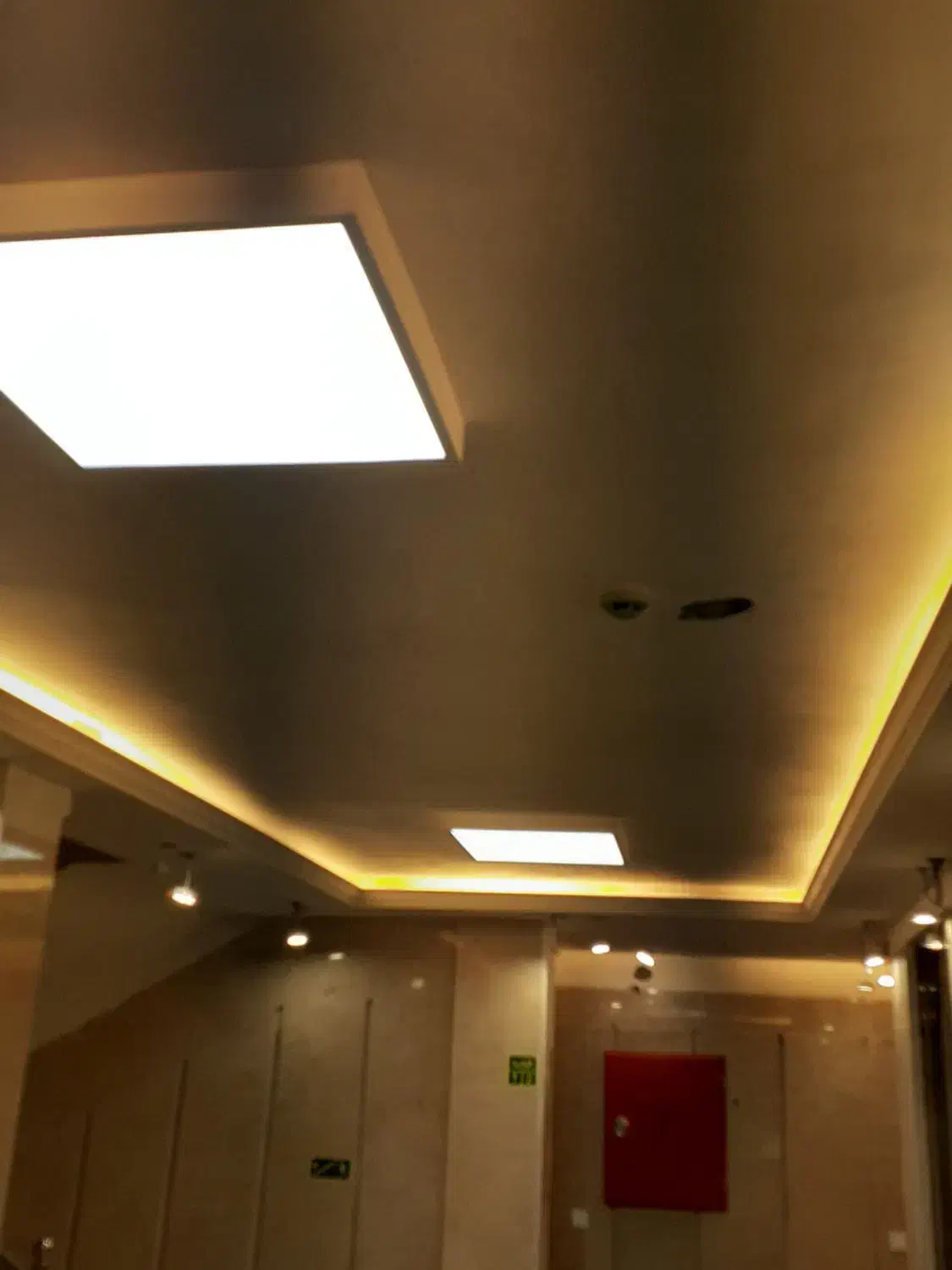 برقکار|خدمات پیشه و مهارت|بروجرد, |دیوار