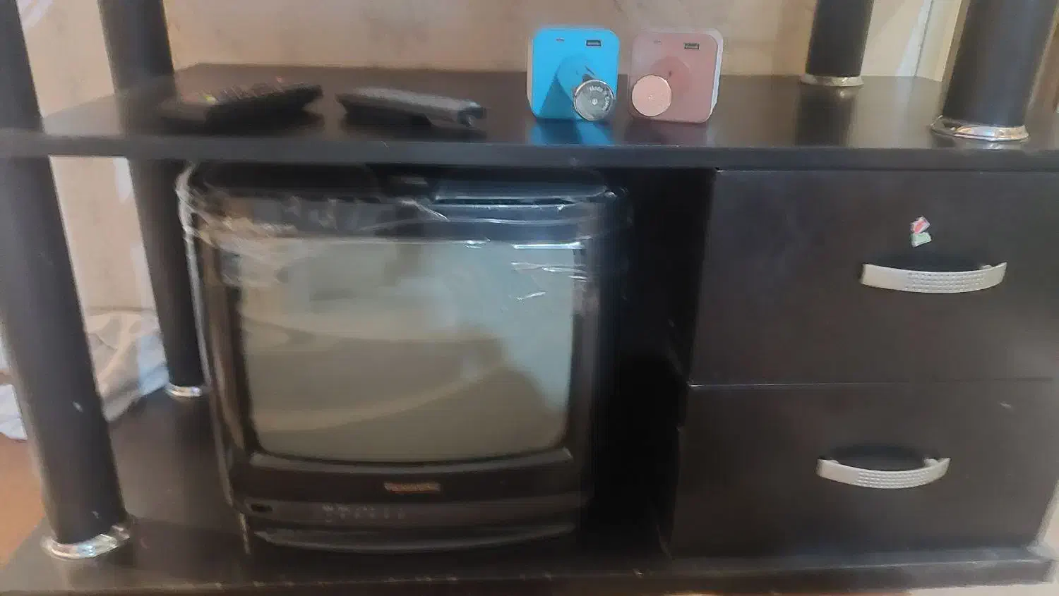 دو عدد تلوزیون 21 با 14 به فروش میر سد|تلویزیون و پروژکتور|صدرا-فارس, فاز ۱|دیوار