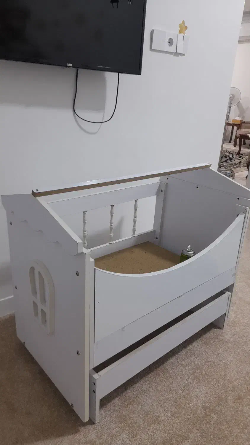 گهواره|تخت و صندلی بچه|شوشتر, |دیوار