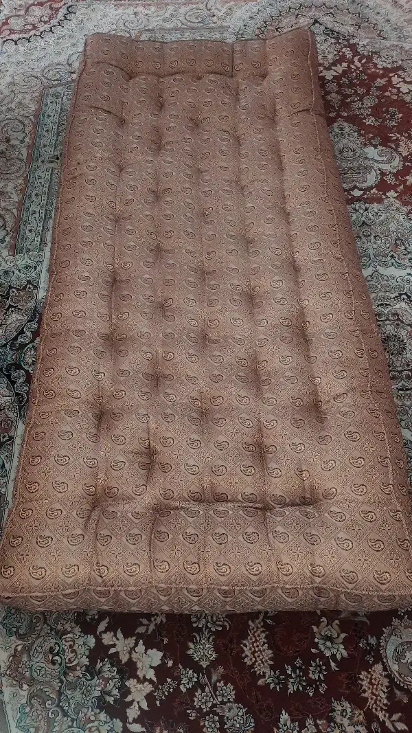 آینه گردان|آینه|شیراز, شهرک مهدیه|دیوار