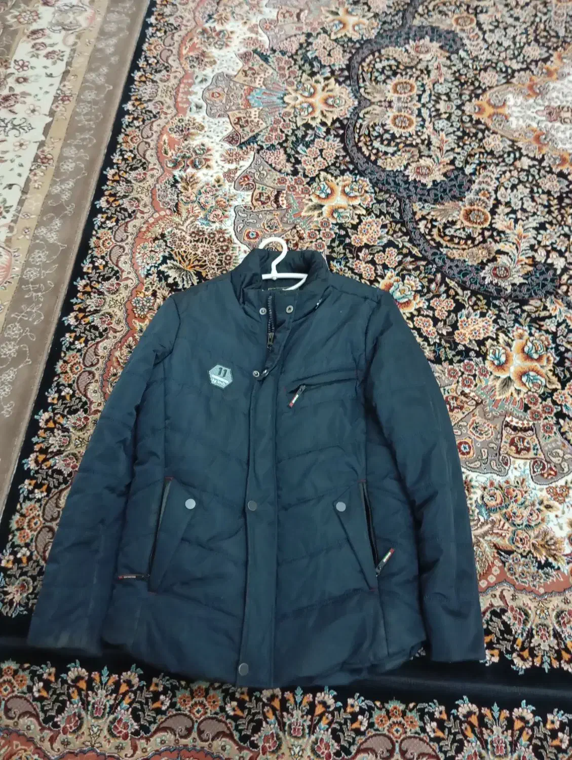 کاپشن خارجی|لباس|قدس, شهر‌قدس|دیوار