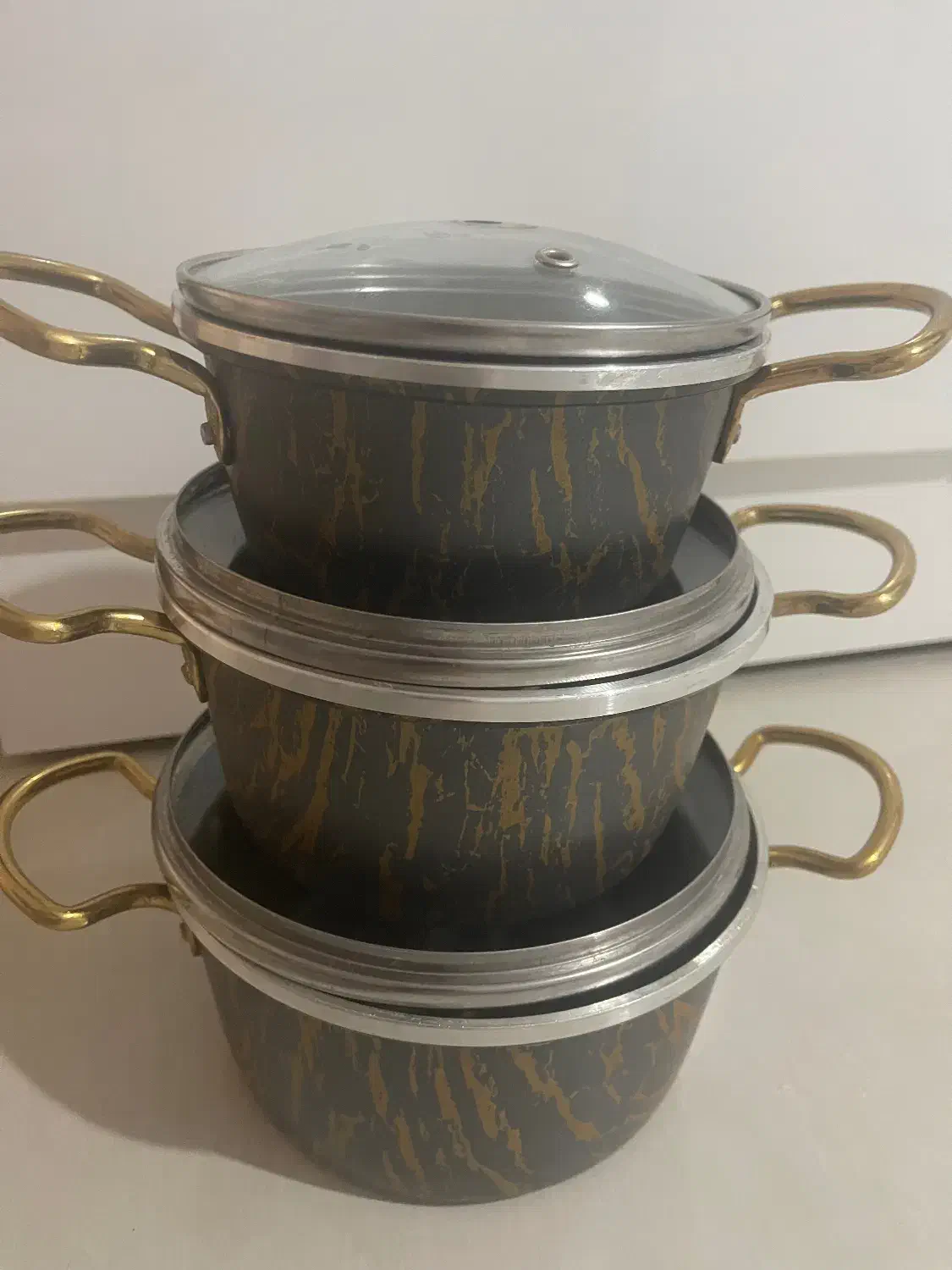 قابلمه نوزاد|ظروف پخت‌وپز|سیرجان, |دیوار