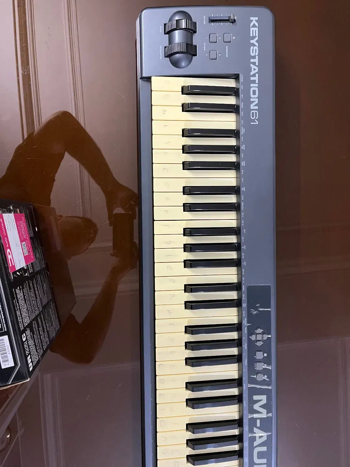 تجهیزات استودیویی|آلات موسیقی|آمل, |دیوار