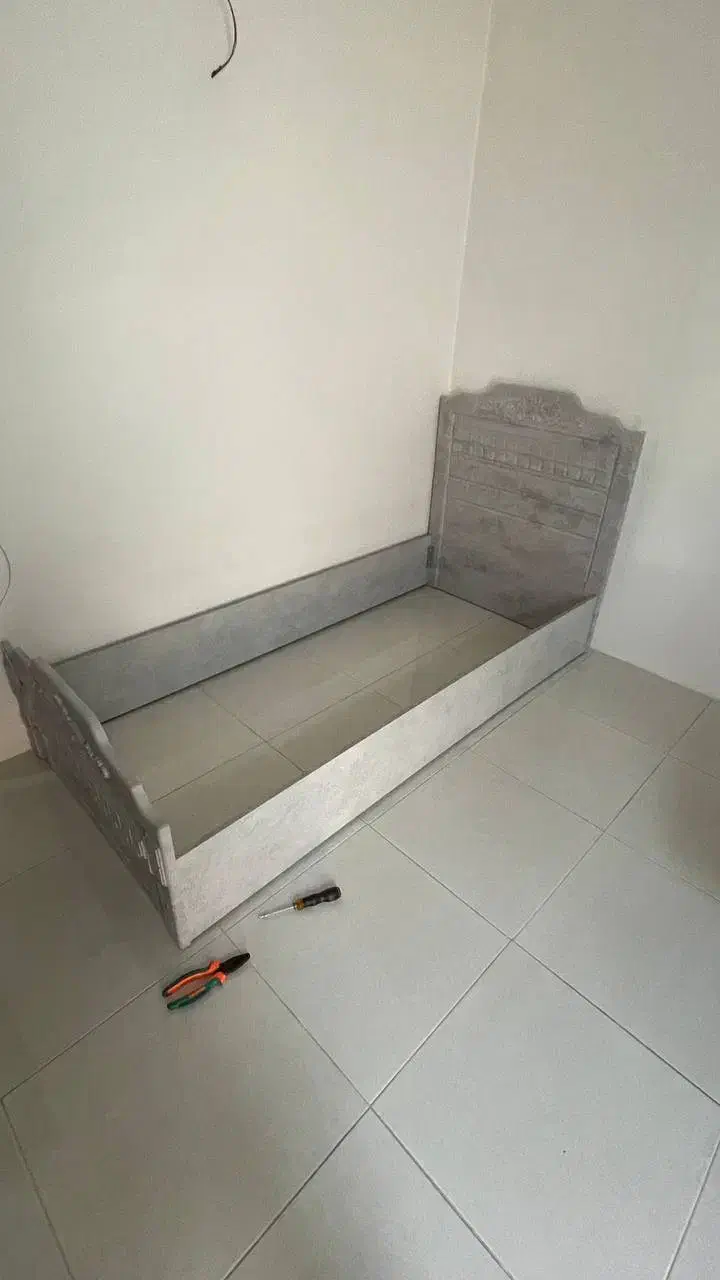 سرویس تخت خواب یک نفره|تخت و سرویس خواب|رشت, باهنر|دیوار