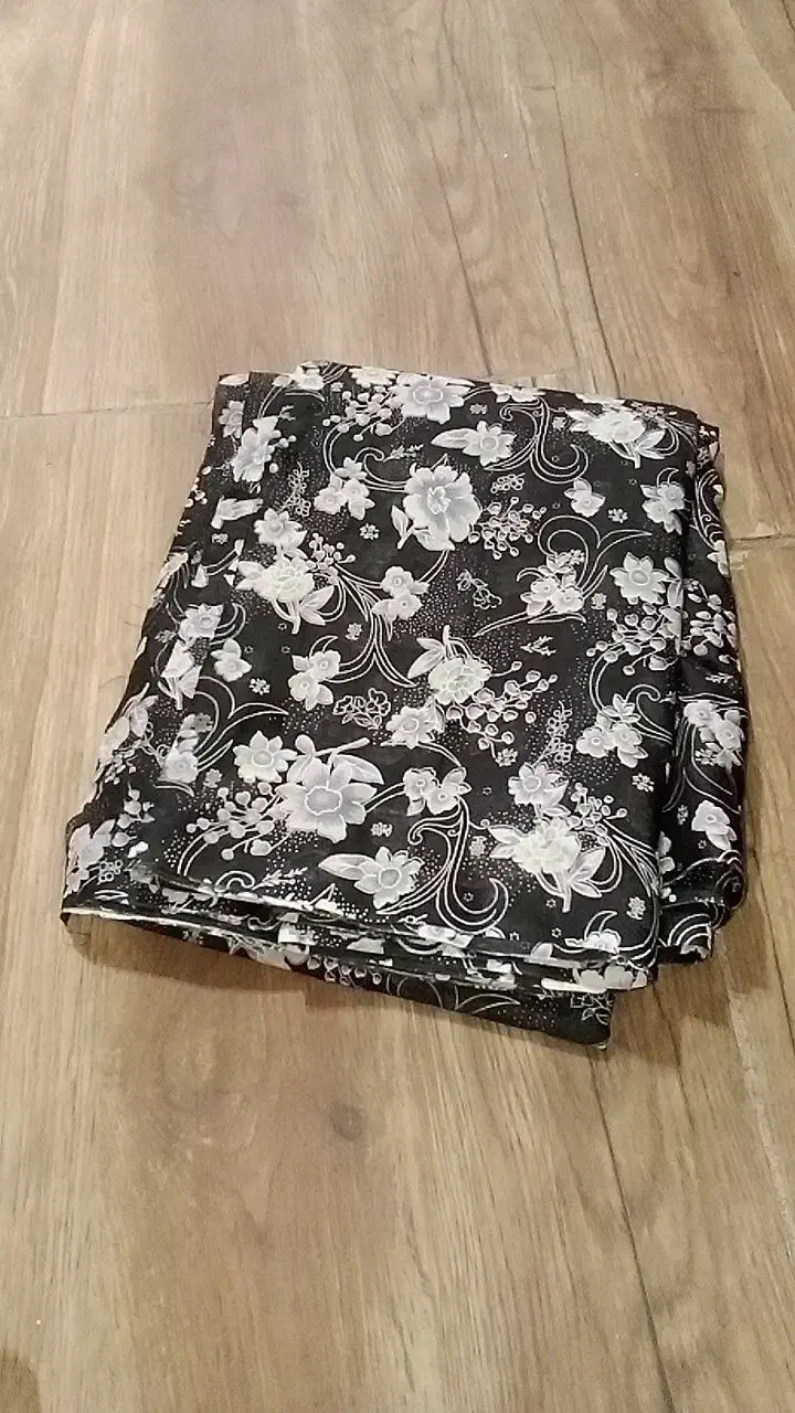 چادر|لباس|نیشابور, رحمت آباد|دیوار