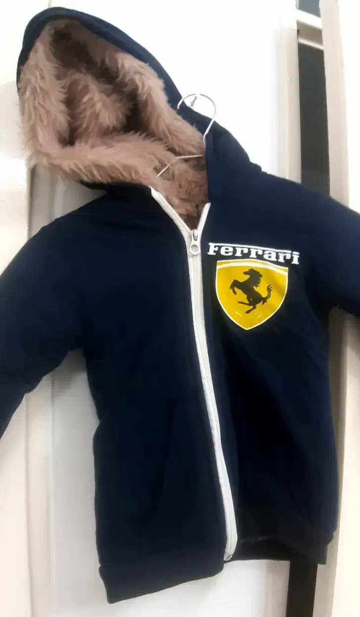 لباس بچگانه|کفش و لباس بچه|سروستان, |دیوار