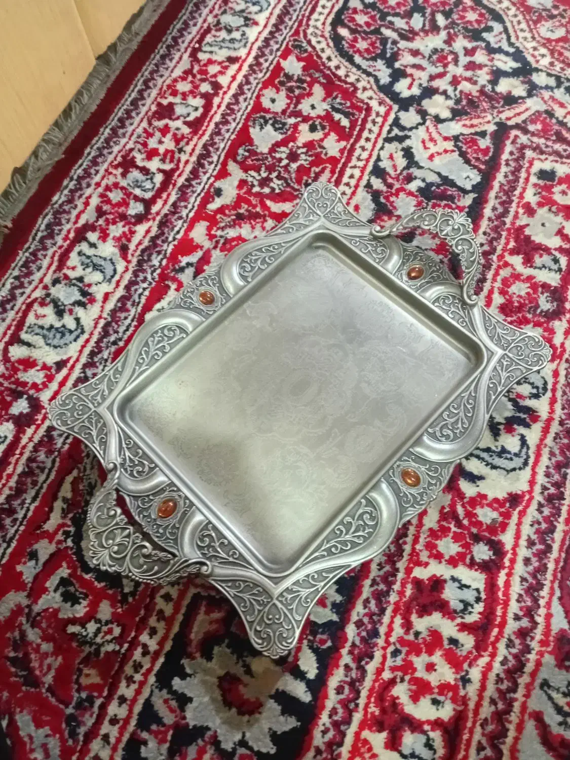 تابلو گل طلایی و سینی نگین دار|تابلو، نقاشی، عکس|تهران, هفده شهریور|دیوار