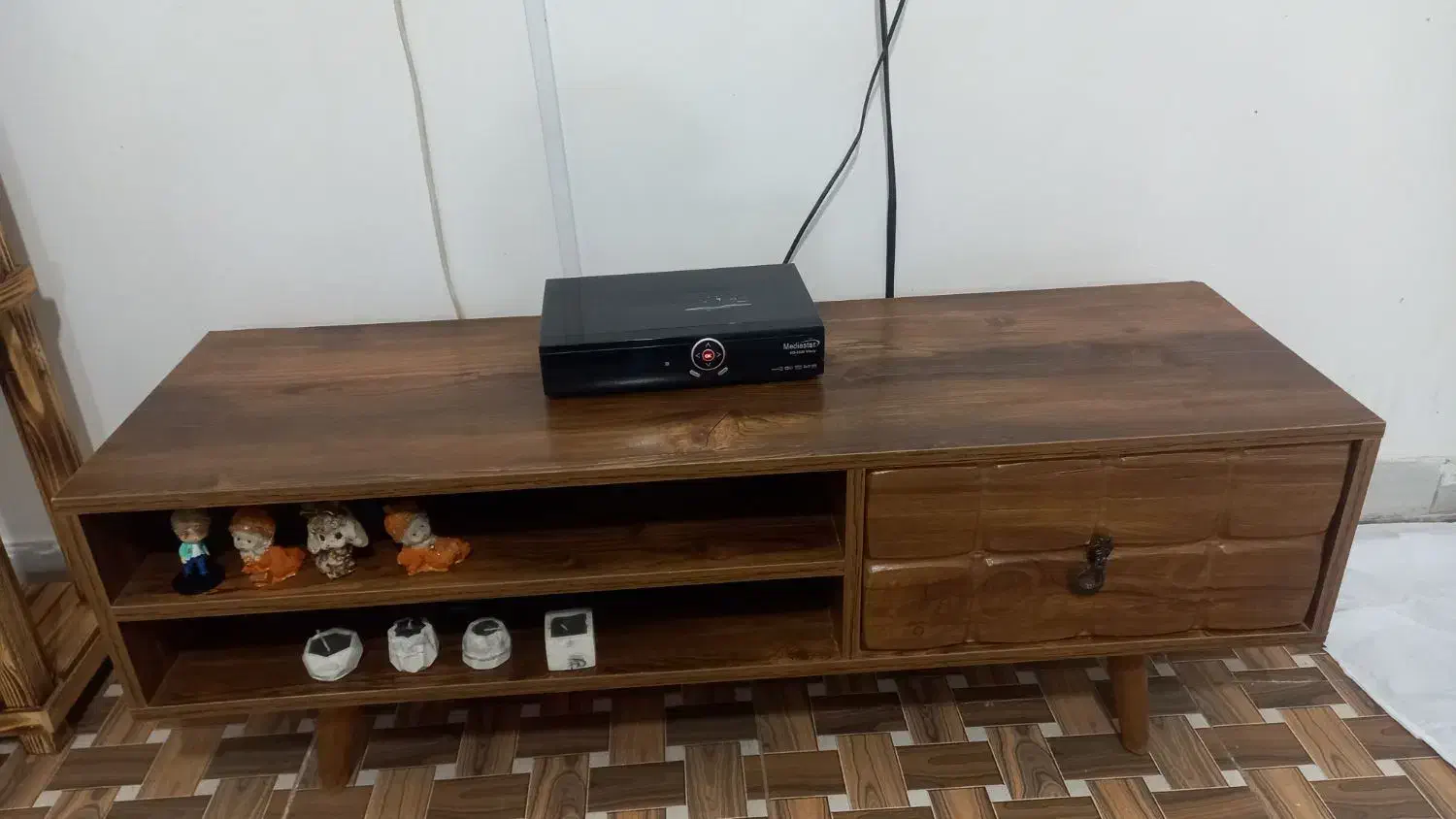 زیرتلویزیونی|میز تلویزیون|خرمآباد, |دیوار