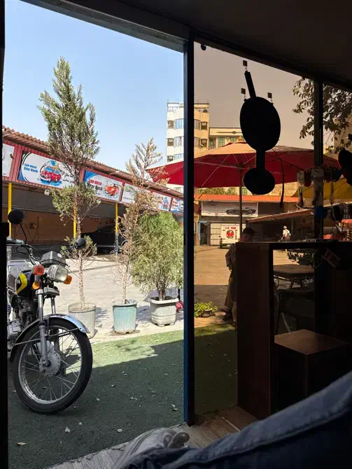 به تعدادی نیروی کارواش نیازمندیم|استخدام سرایداری و نظافت|کرج, شاهینویلا|دیوار