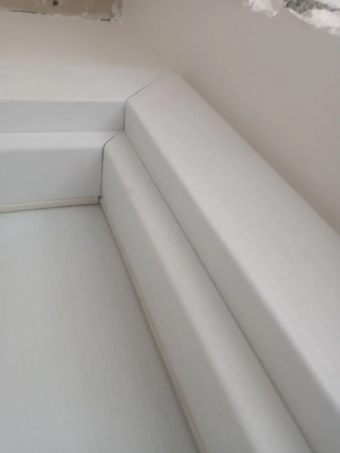 نصب درب های چوبی|خدمات پیشه و مهارت|شیراز, دودمان|دیوار