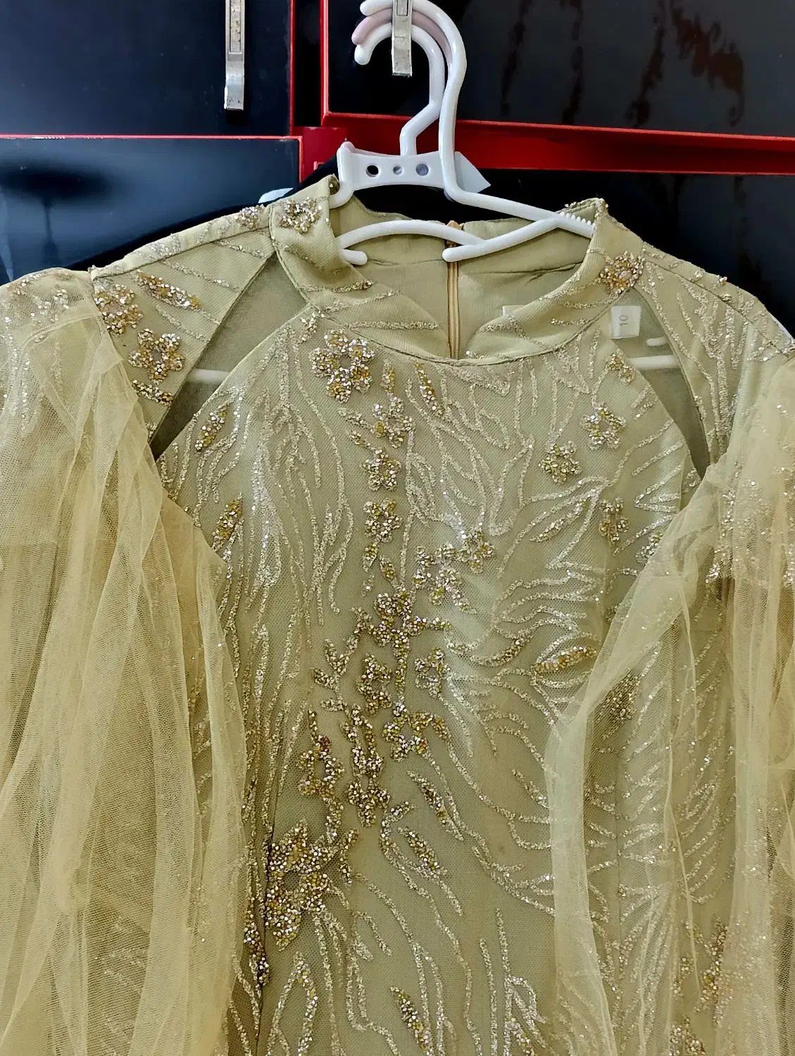 لباس مجلسی|لباس|شادگان, |دیوار