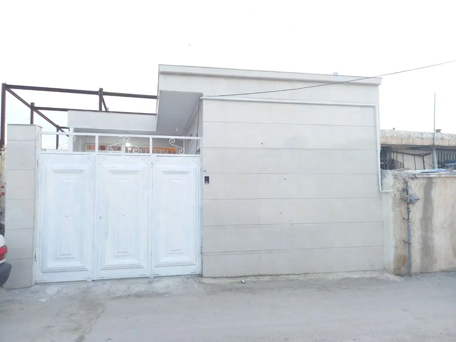 خانه ویلایی نوسازشیک ناصردین|فروش خانه و ویلا|دورود, |دیوار