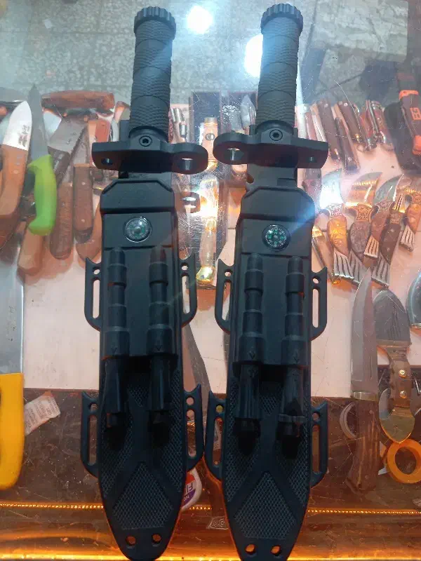 چاقو شکاری کمپینگی وارداتی تیزترین و مقاوم ترین|کوهنوردی و کمپینگ|نسیم‌شهر, |دیوار