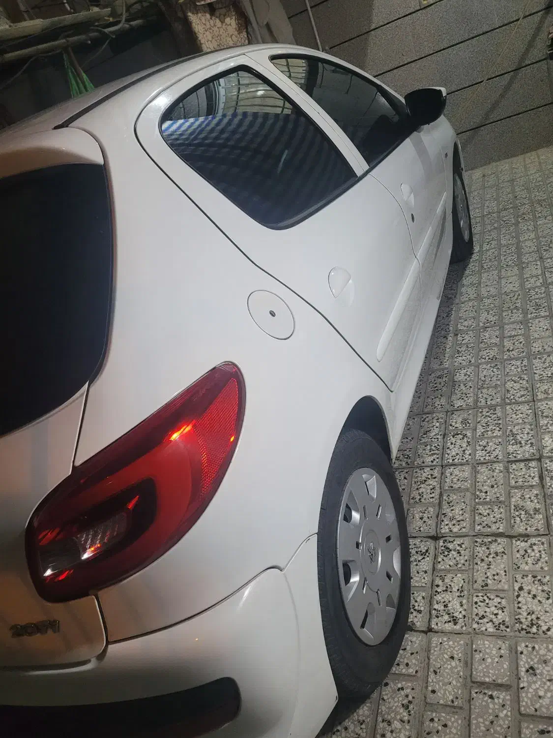 پژو۲۰۷|خودرو سواری و وانت|گرگان, |دیوار