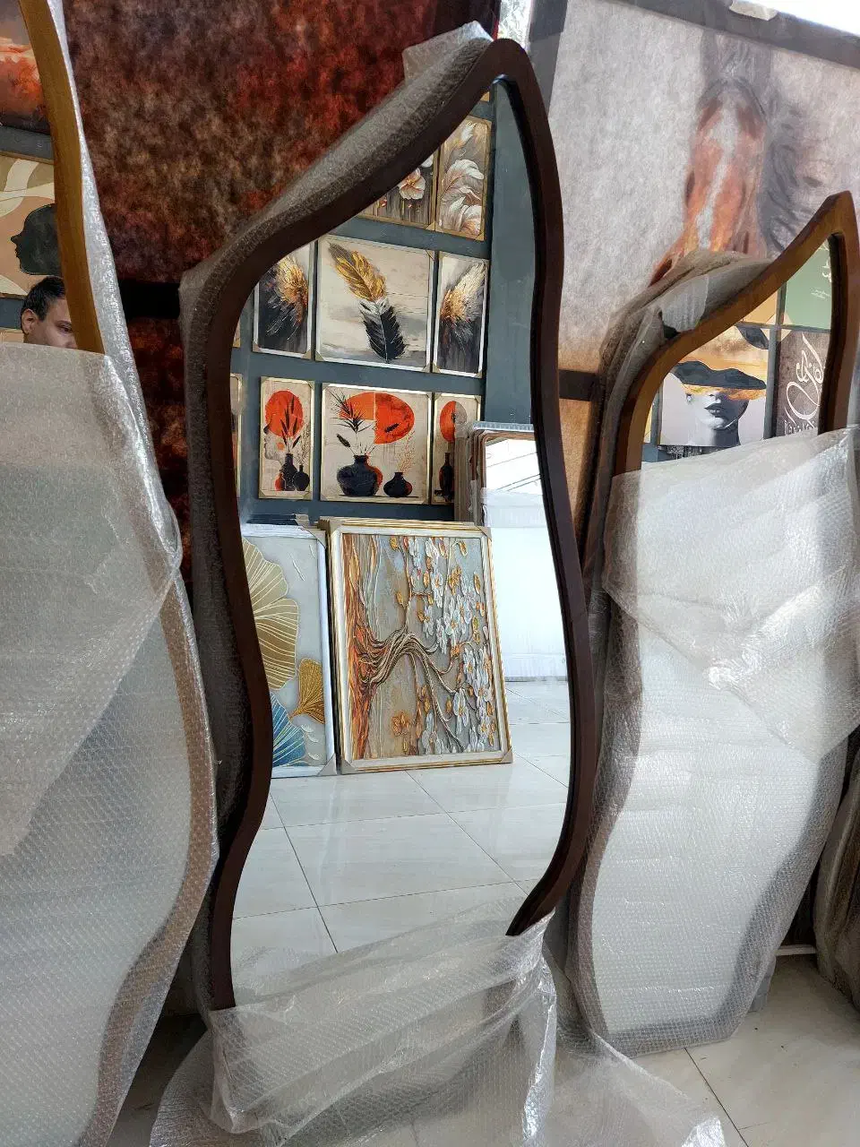 فروشگاه چوبک ، آینه قدی ساده ، گنبدی ، دفورمه|آینه|مشهد, فرهنگ|دیوار