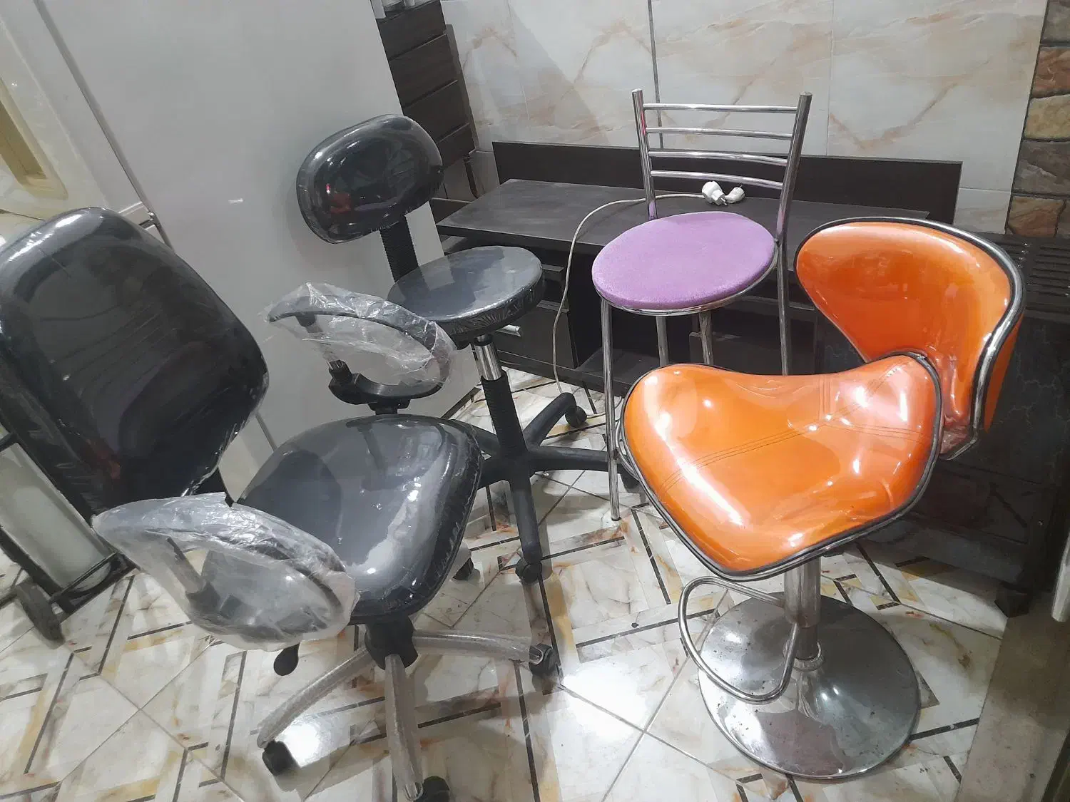 صندلی مدیریت چرخان وصندلی اوپن وجک دارصندلی|حراج|لنگرود, |دیوار