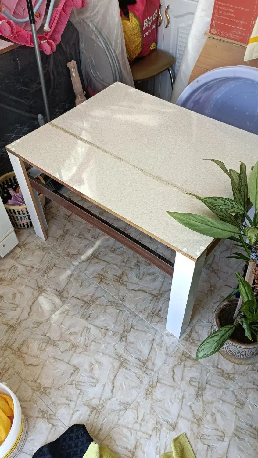 کورسی ام دی اف|میز و صندلی غذاخوری|سنندج, |دیوار