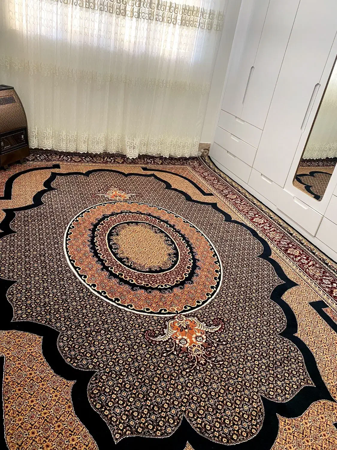 دو عدد فرش ۳×۴ در حد نو|فرش|بانه, |دیوار