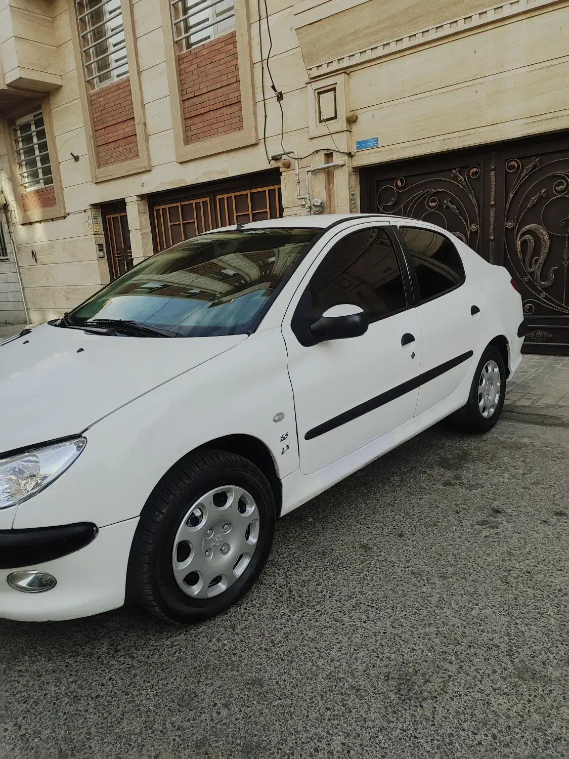 ۲۰۶ sd مدل ۹۰ v9 اتومات فنی و بدنه درحدصفر|خودرو سواری و وانت|تهران, شهرک استقلال|دیوار