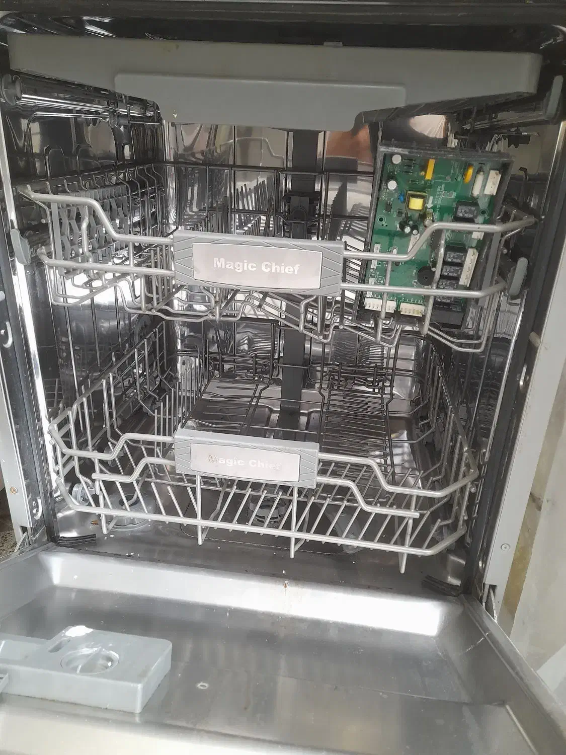 ماشین ظرفشویی|ماشین ظرفشویی|رشت, معلولین|دیوار