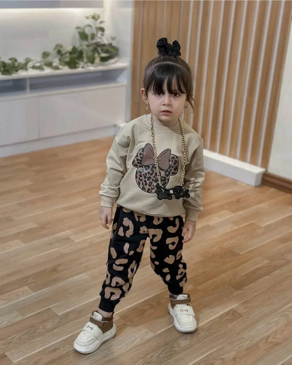 فروش یکجا کل پوشاک مغازه|لباس|تایباد, |دیوار