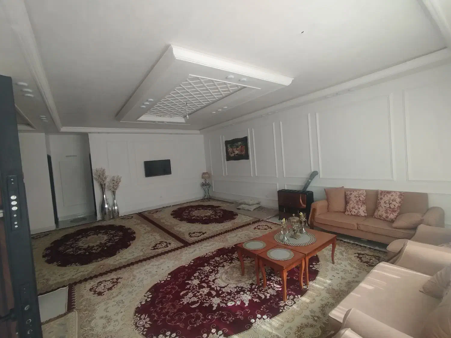 رهن کامل طبقه دوم پارکینگ دار باغ ارتش|اجارهٔ آپارتمان|خرمآباد, |دیوار