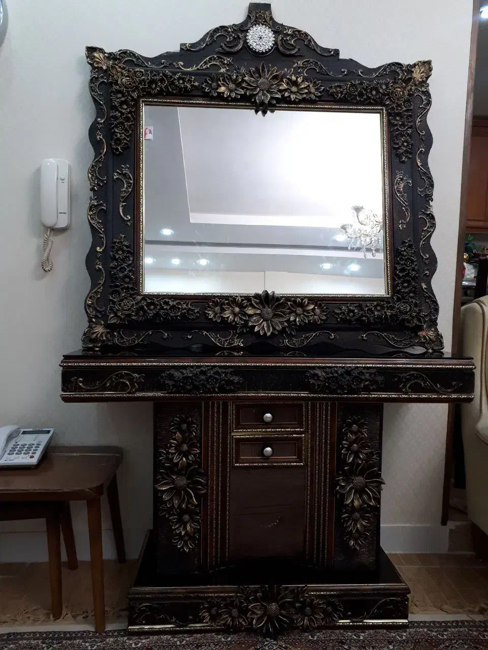 آینه و شمعدان|آینه|قزوین, |دیوار