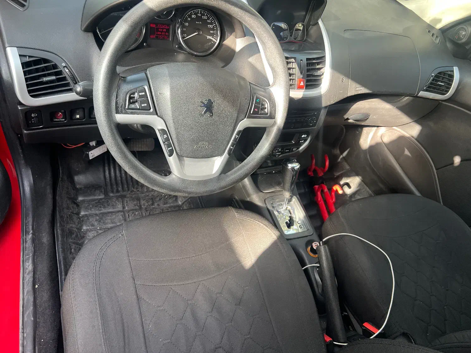 ۲۰۷ اتومات ۹۶|خودرو سواری و وانت|تهران, شهرک امید|دیوار