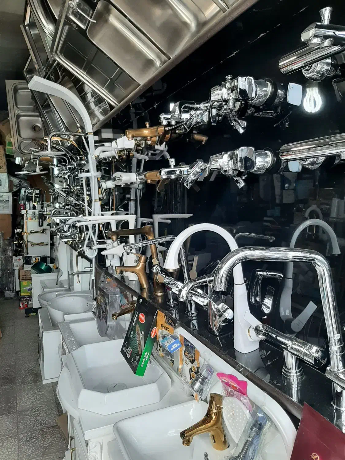 طرح تعویض شیرالات نو با شیرالات کهنه|لوازم سرویس بهداشتی|کرمانشاه, |دیوار