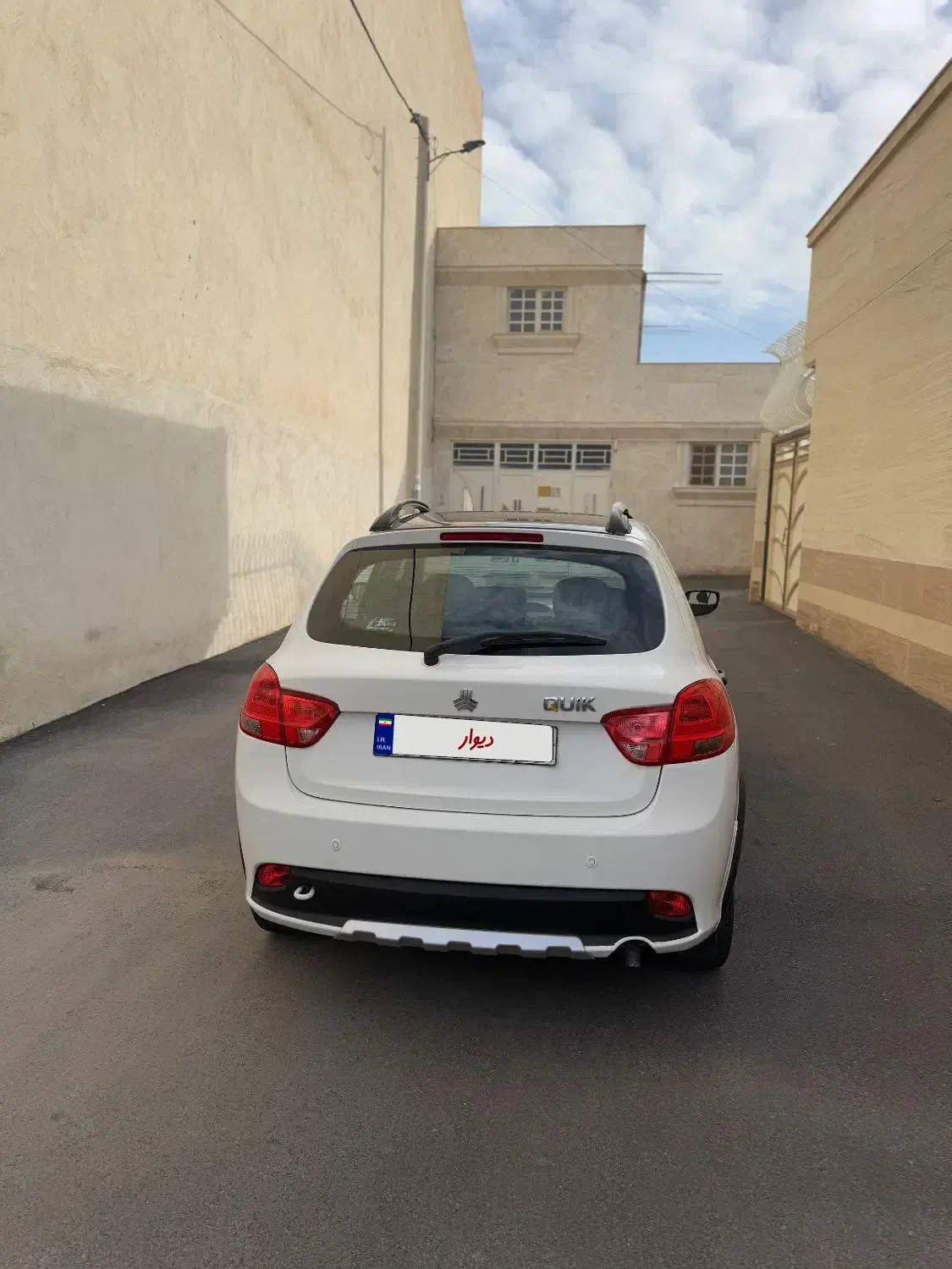 کوییک   1400R|خودرو سواری و وانت|اصفهان, باغ دریاچه|دیوار