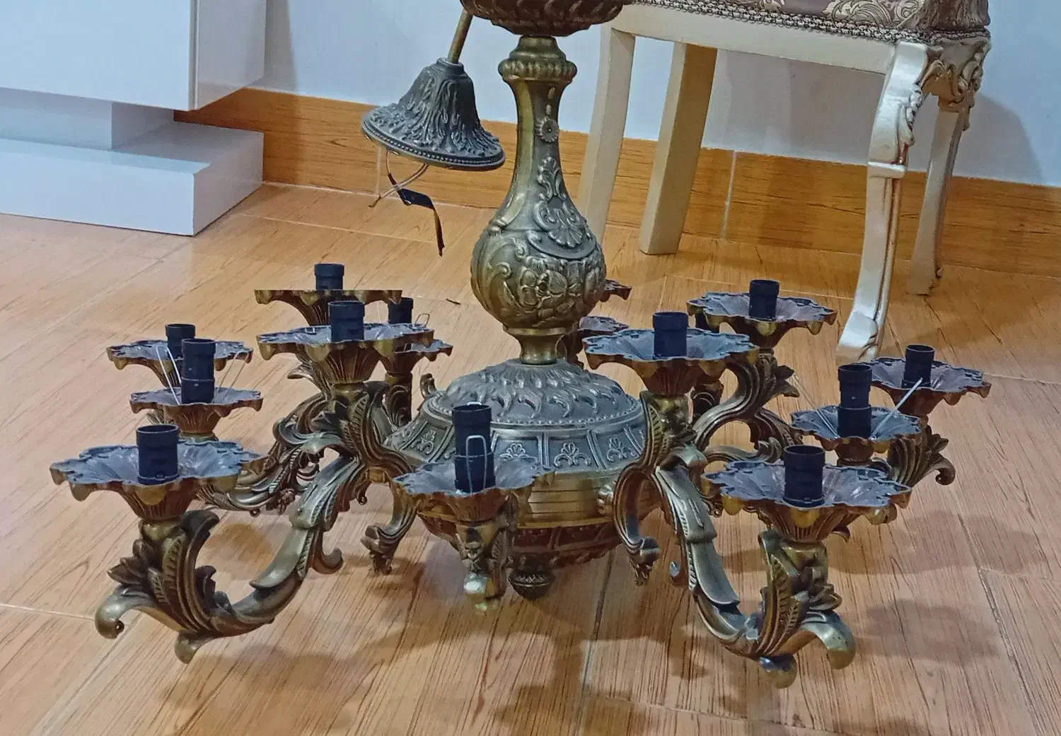 لوستر ۱۵ شاخه|لوستر و چراغ آویز|اردبیل, |دیوار