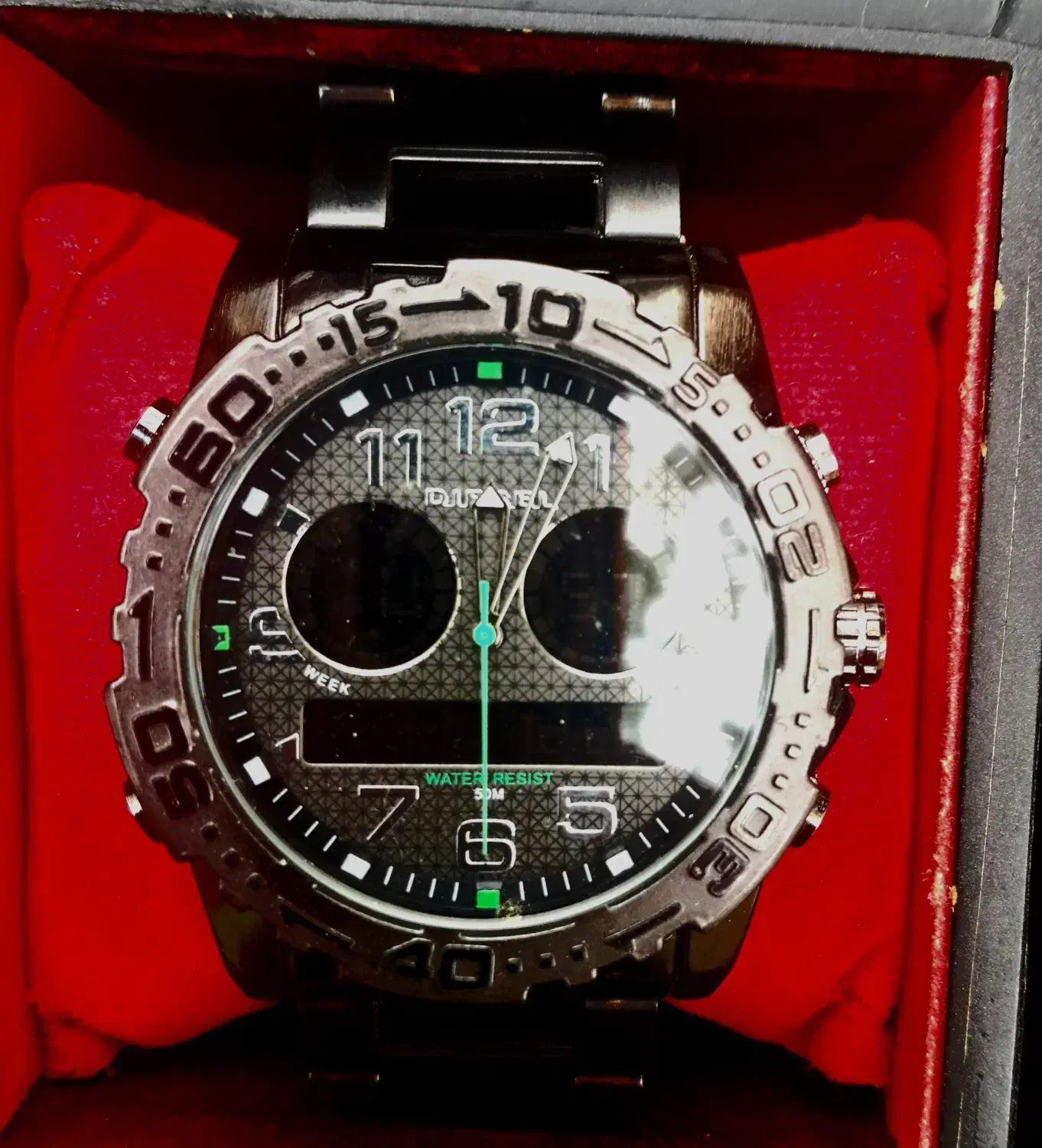 ساعت دیزل|ساعت|کرج, ساسانی (قلمستان)|دیوار