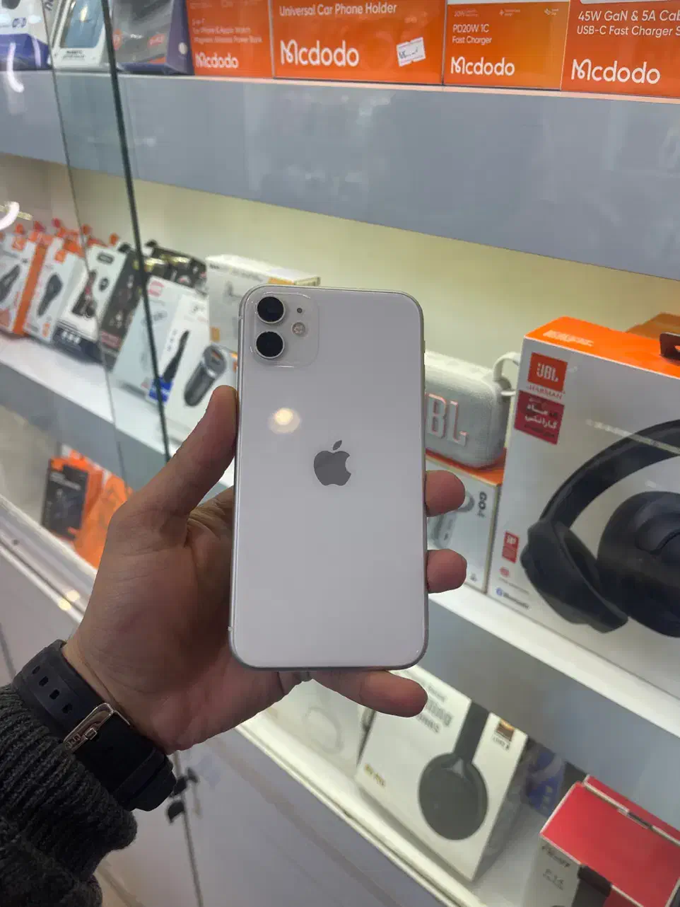 IPhone 11 128G در حد|موبایل|گنبد کاووس, |دیوار
