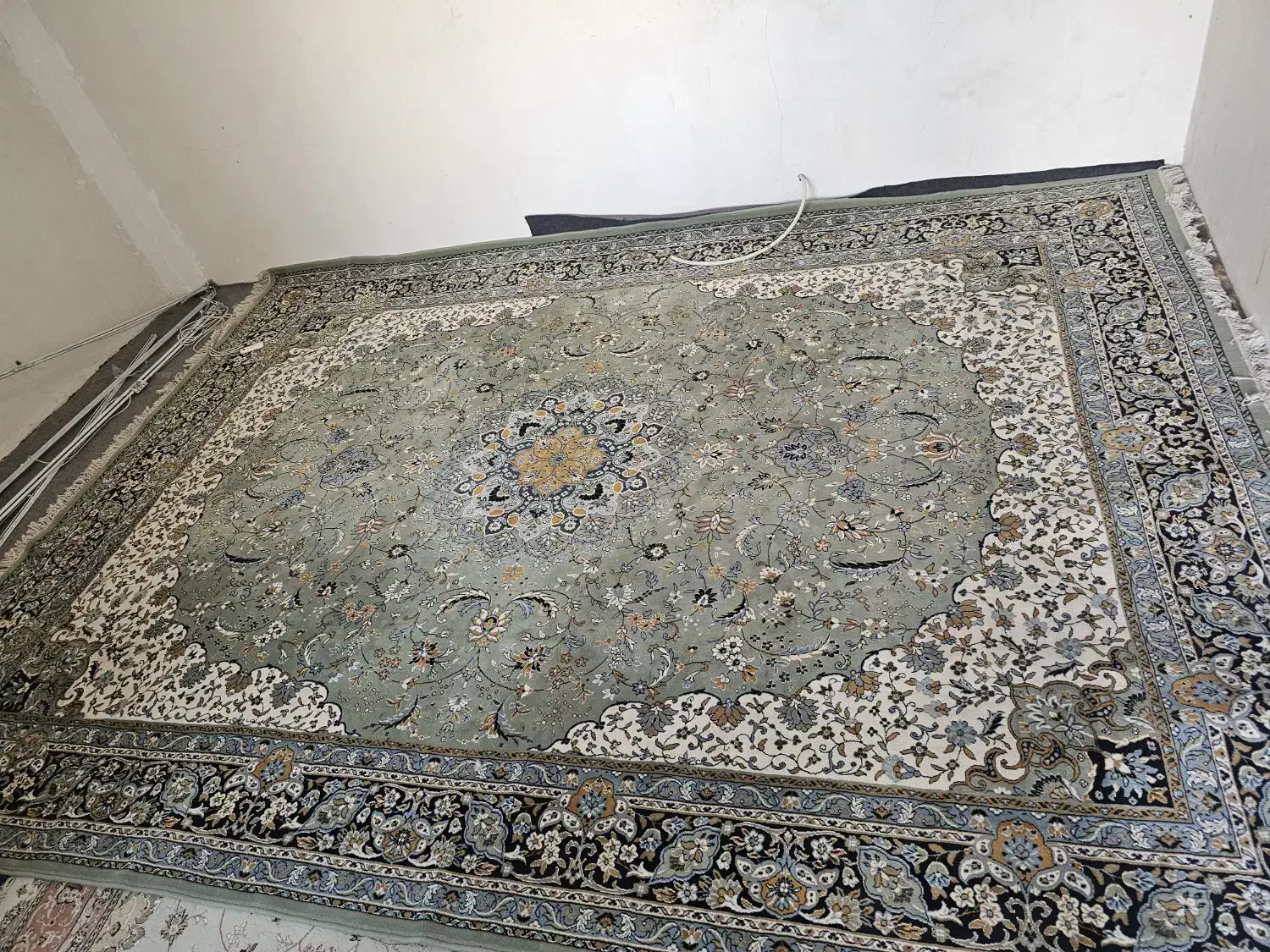 فرش ۵۰۰ شانه ۱۲متری سالم و زیبا۳۳۰۰ت|فرش|مشهد, نظام دوست|دیوار