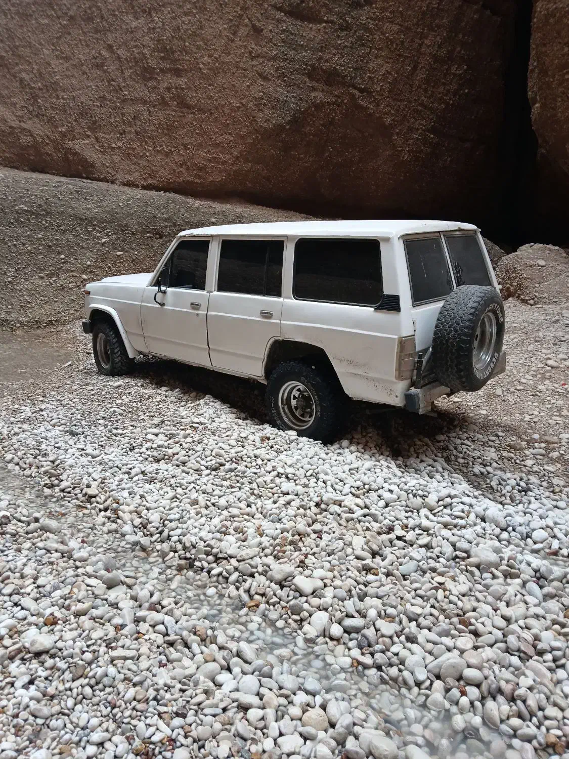 پاترول ۴در ۶سیلندر|خودرو کلاسیک|دزفول, |دیوار