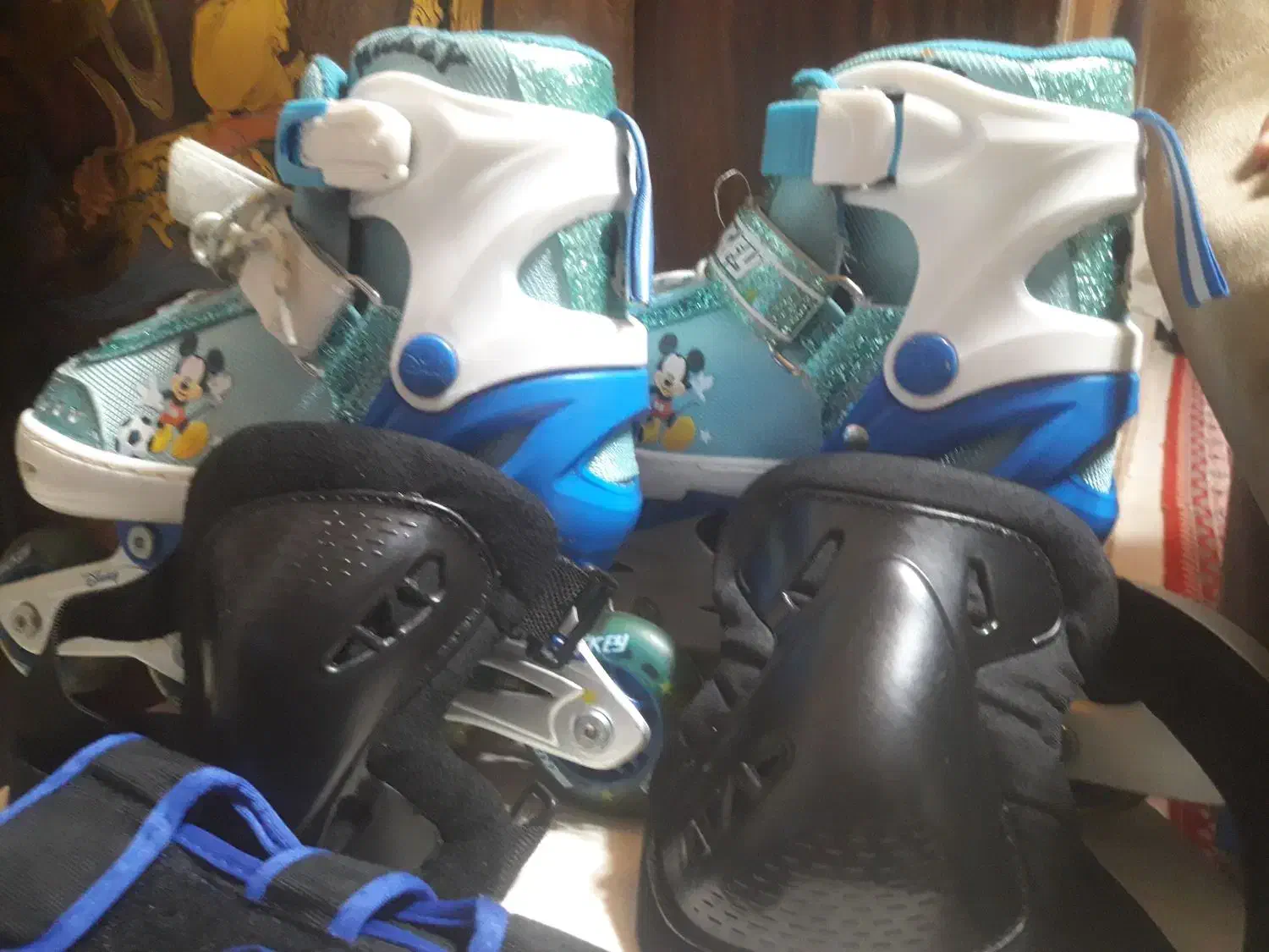 کفش اسکیت ژله ای کره کامل|دوچرخه، اسکیت، اسکوتر|محمدشهر, شهرک پیام (مهرالبرز)|دیوار