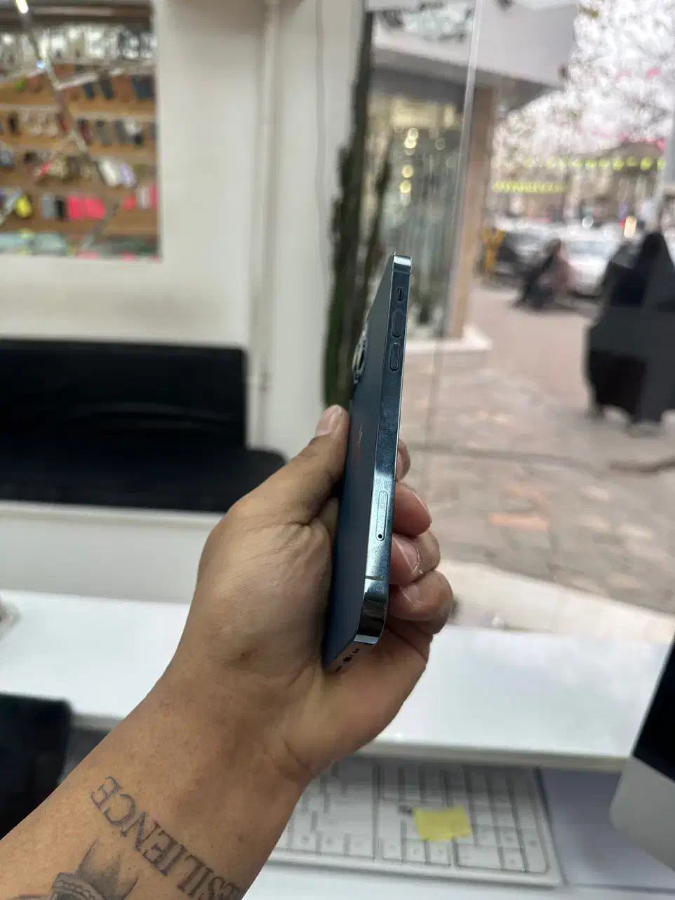 ۱۲ پرو ۲۵۶ گیگ تک سیم|موبایل|گرگان, |دیوار