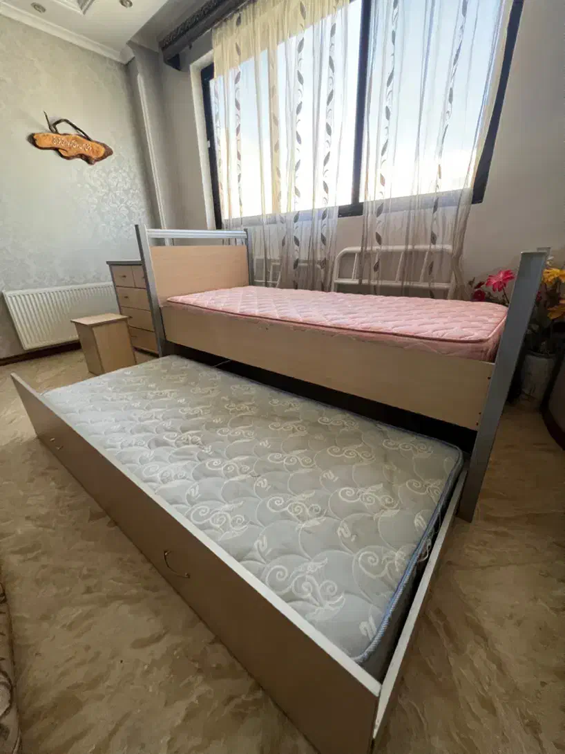 تخت کمجا ۲طبقه کشودار، کشوی ست، ۲تشک رویال و صندلی|تخت و سرویس خواب|شاهرود, |دیوار