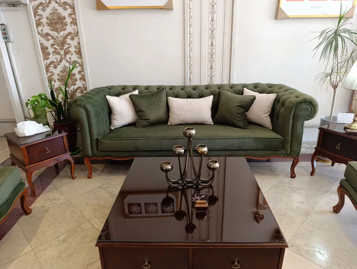 فروشنده خانم جهت نمایشگاه مبلمان|استخدام بازاریابی و فروش|پردیس, شهرک صنعتی کمرد|دیوار