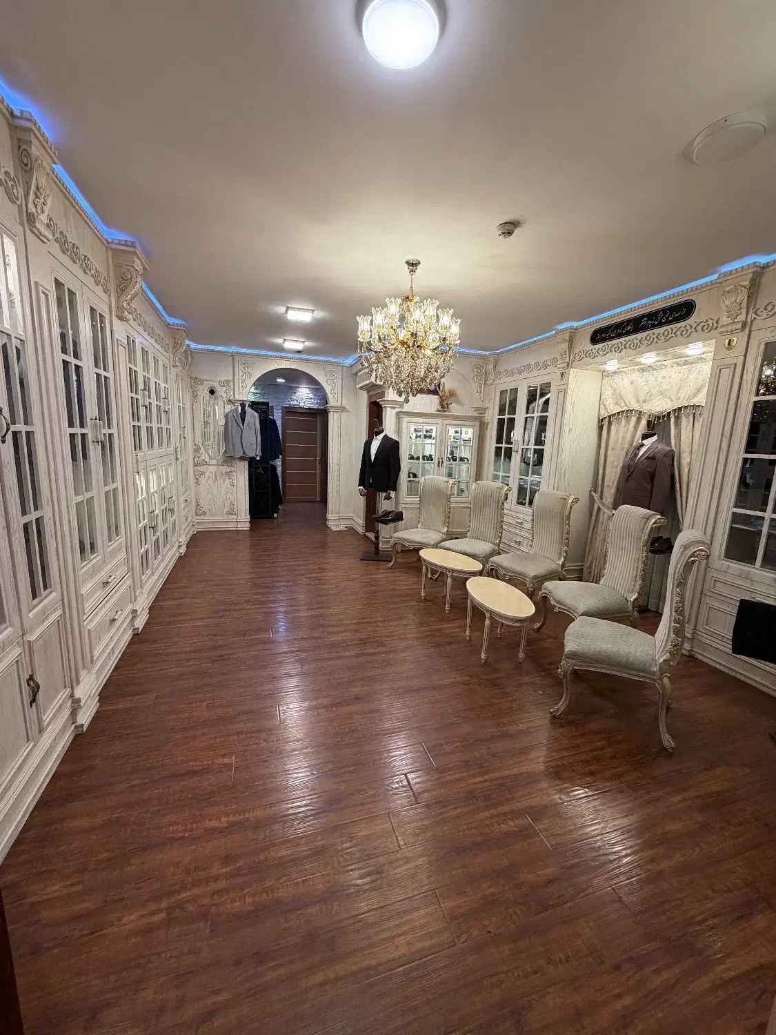 پارکت۱۲ میل ۸۰ متر کارکرده در حد نو|مصالح و تجهیزات ساختمان|مشهد, سجاد شهر|دیوار