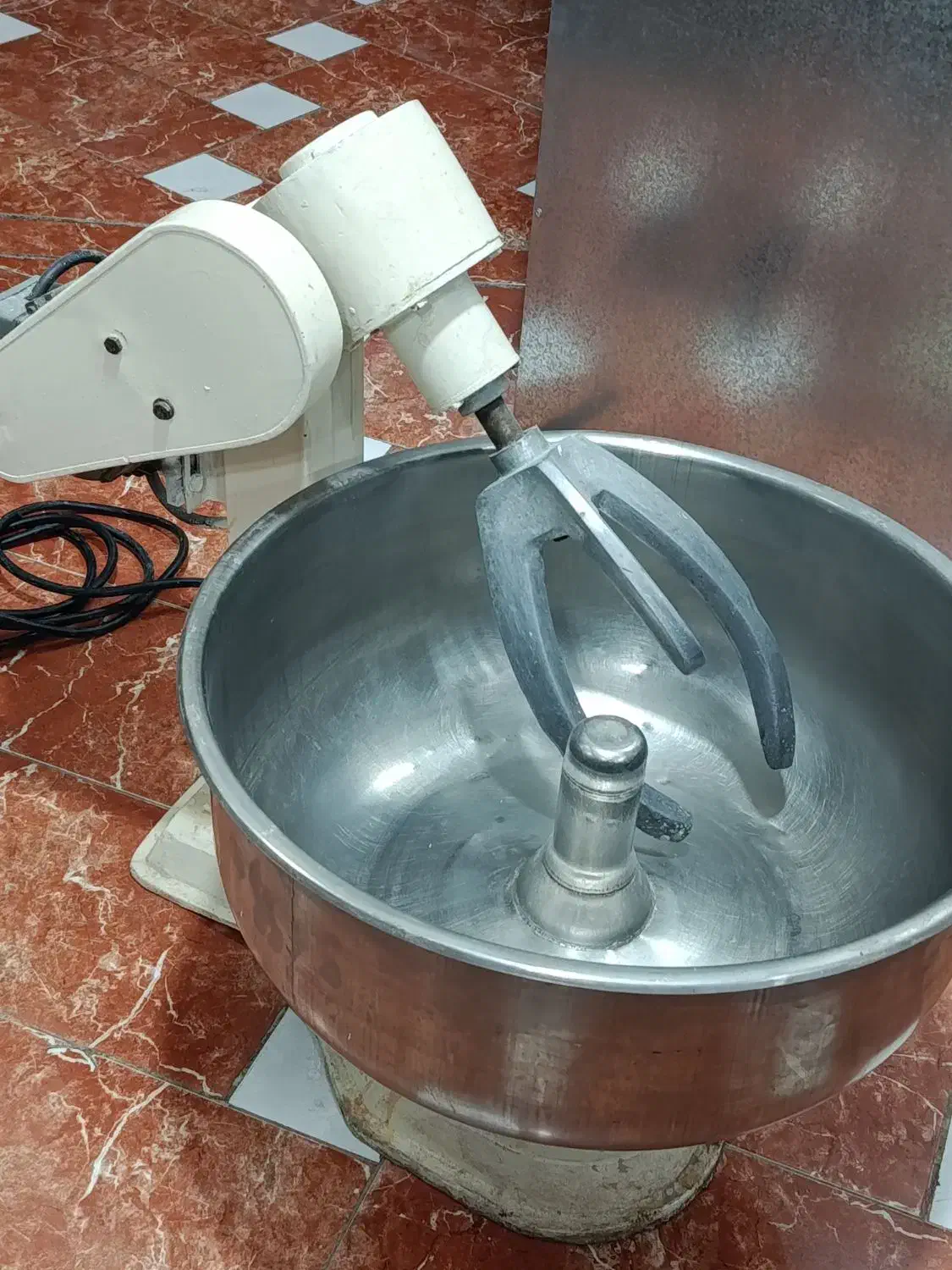 فروش دستگاه خمیر گیر|ماشین‌آلات صنعتی|گلپایگان, |دیوار